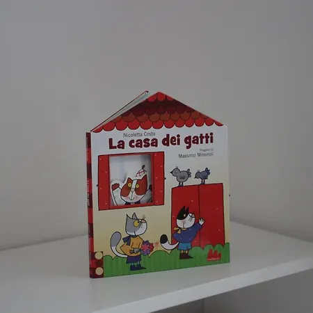 La Casa Dei Gatti לינה וארוחת בוקר 3*