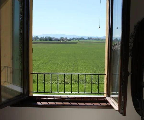 La Casa Dei Gatti ベッド・アンド・ブレックファスト 3*